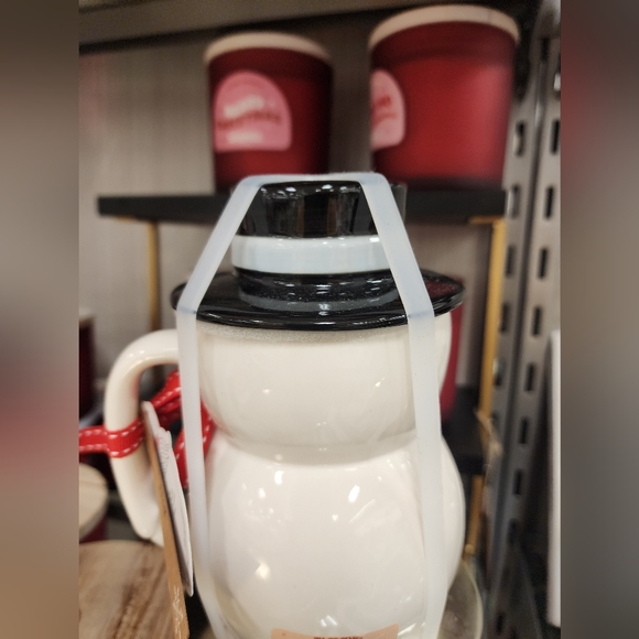 RAE DUNN WINTER HOLIDAY SNOWMAN COFFEE MUG W/ HAT TOPPER “LET IT SNOW” NEW - Picture 4 of 4